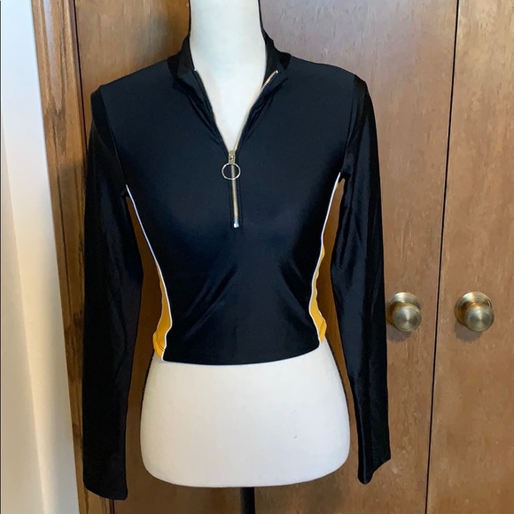 Forever 21 Tops - ‼️NWT‼️ Forever 21 long sleeve top 🌼